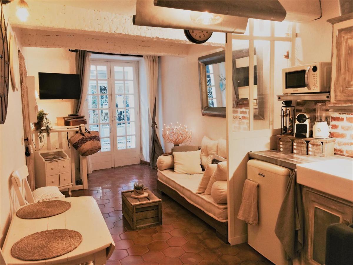 Apartamento Charme Ramatuelle Exterior foto